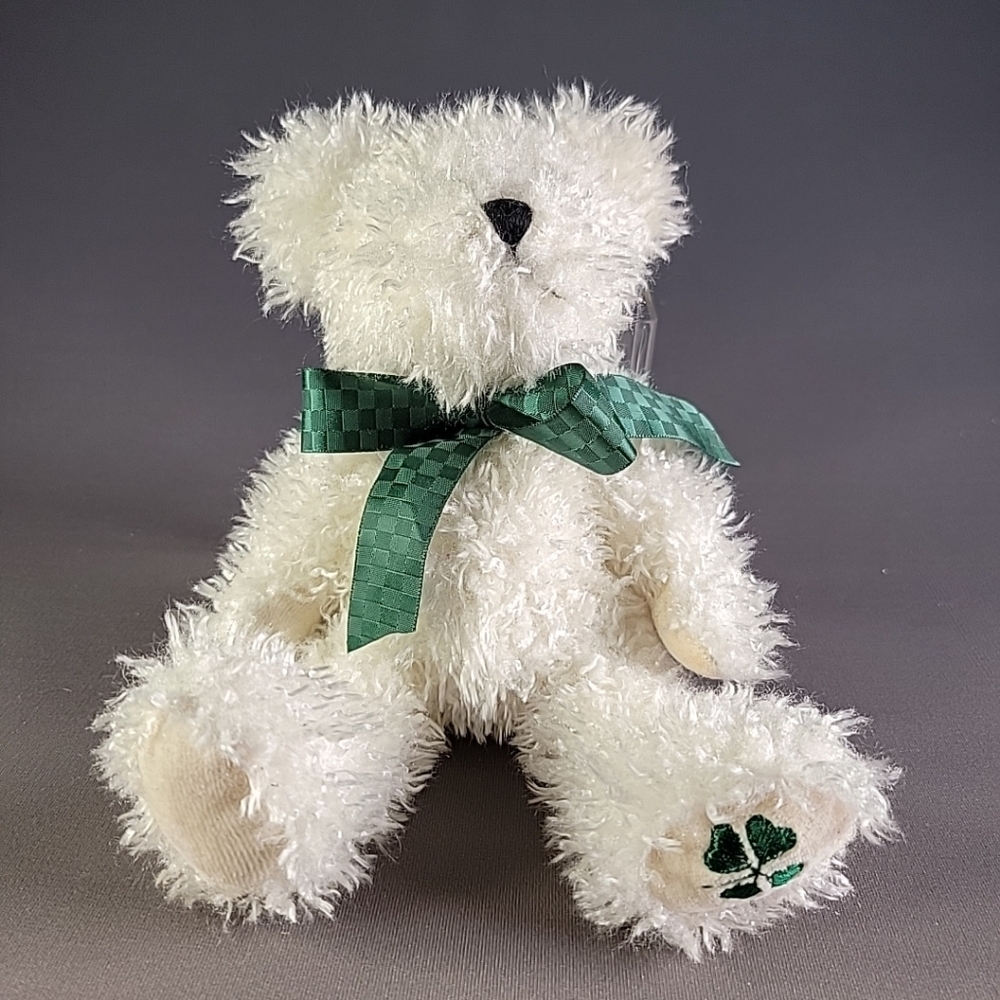 Boyds Bear "Lotsaluck" Shamrock Teddy Bear.